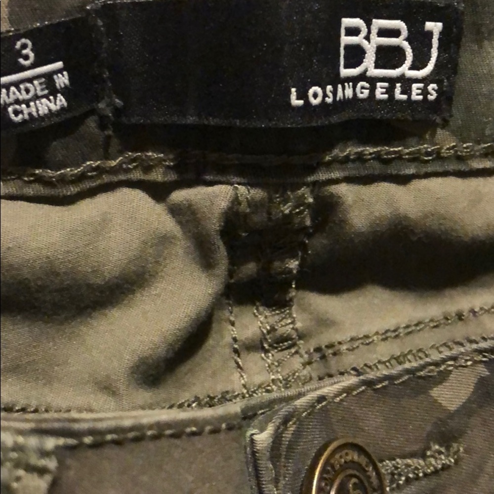 2 for $20 BBJ Los Angeles Camp Ripped Skinny Jeans - Picture 6 of 7
